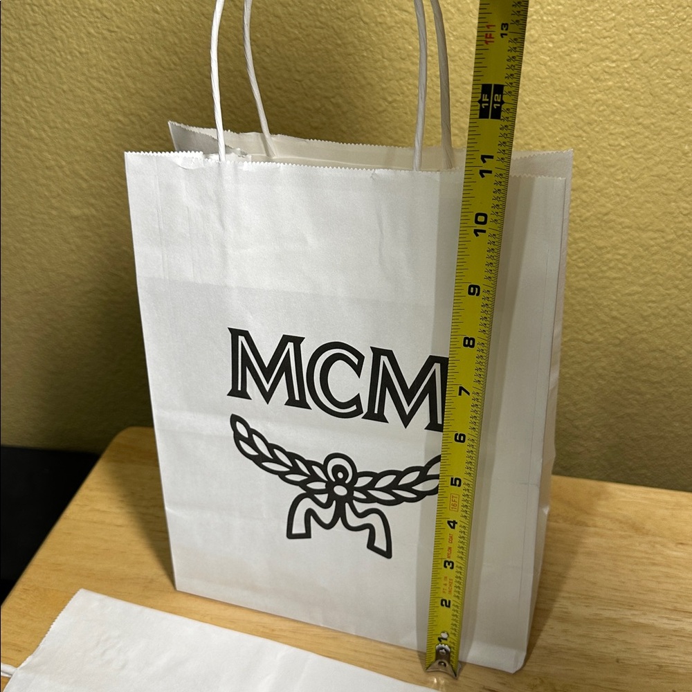 MCM Bundle of FIVE Shopping Bags - Picture 6 of 7
